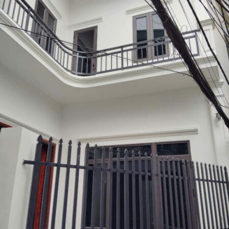 BÁN GẤP NHÀ 3 TẦNG NGÕ PHỐ LÝ BÔN, DT=76M2,MT12M, GIÁ CHỈ 3,1 TỶ