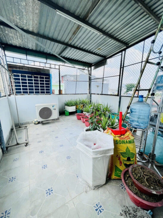 Bán nhà Quận 12, Nhà đẹp 3 tầng 104m2, KV Trung Tâm, Mặt tiền Trương Thị Hoa Q12, Nhỉnh 9 Tỷ, Còn