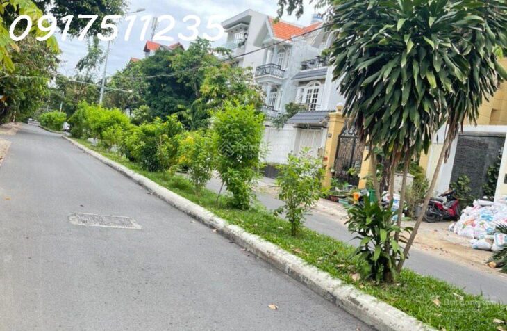 Giảm 5 tỷ. Bán gấp lô góc 2 mặt tiền thuộc Thảo Điền Q2 kế Vincom DT 7x20m hướng ĐN ĐB khu compound