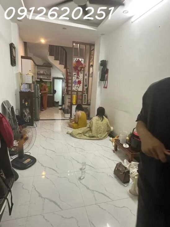 Bán nhà mới phố Minh Khai quận Hai Bà Trưng 5 tầng 30m2 giá nhỉnh 5 tỷ