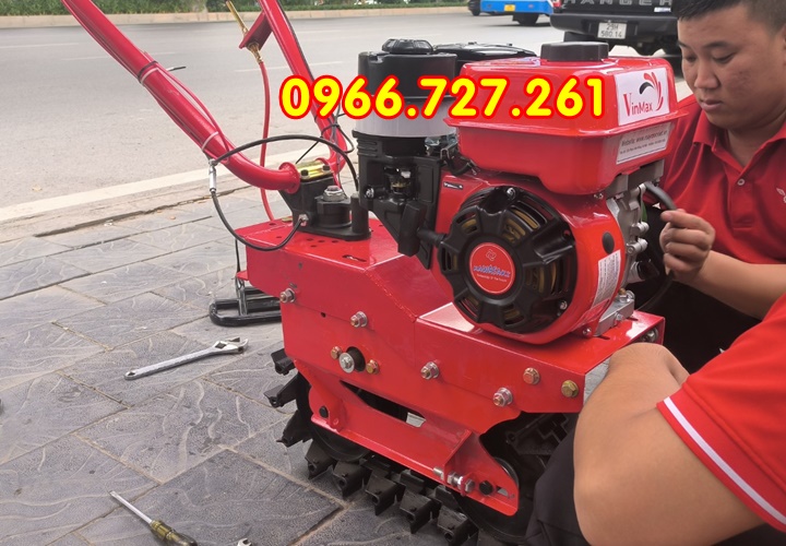Máy xới đất, lên luống, đào rãnh Kawasaki TK70 động cơ xăng