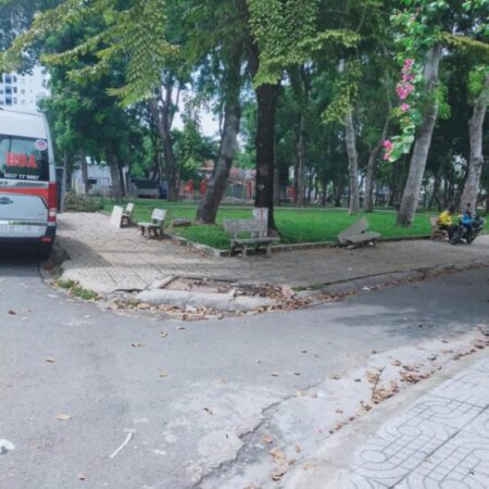 Bán nhà 3,5 lầu DT 4x20m ngay công viên đường số 31 khu dân cư Tên Lửa, Bình Trị Đông B, Bình Tân