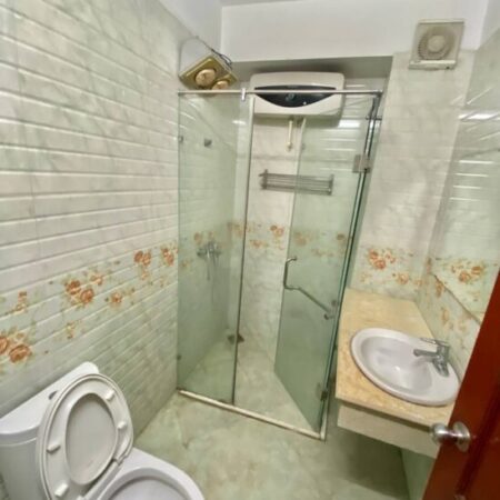 Chính chủ cho thuê căn hộ 1n1k 40m2 Quần Ngựa,Ba Đình