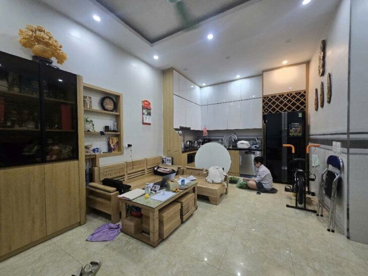 BÁN NHÀ TOÀ CCMN 7 TẦNG TẠI PHÁO ĐÀI LÁNG – ĐỐNG ĐA