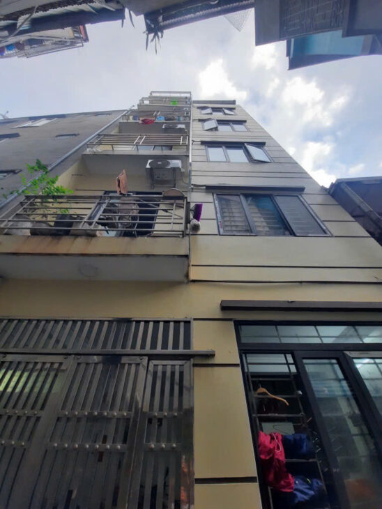 Làng việt kiều Châu âu – . Dòng tiền ổn định – 2 mặt thoáng full nộ thất .52m – 6 tầng . Giá 9.3