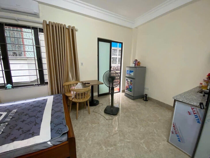 Làng việt kiều Châu âu – . Dòng tiền ổn định – 2 mặt thoáng full nộ thất .52m – 6 tầng . Giá 9.3