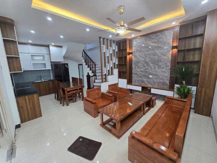 SIÊU PHẨM DÒNG TIỀN – 50 MÉT – 7 TẦNG THANG MÁY – 10PKK FULL ĐỒ – LÔ GÓC – 50M RA PHỐ – GẦN HOÀNG