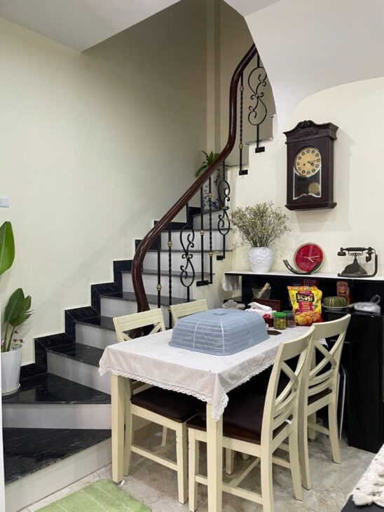 Cần bán nhà Ngọc Thụy Long Biên – Mặt ngõ ô tô tránh – Nhà 5 tầng – Giá 4 tỷ 950