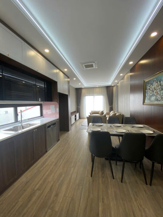 Nguyễn văn cừ, Diện tích 184m2, 4 tầng, Mặt Tiền 7m, Giá 42 tỷ
