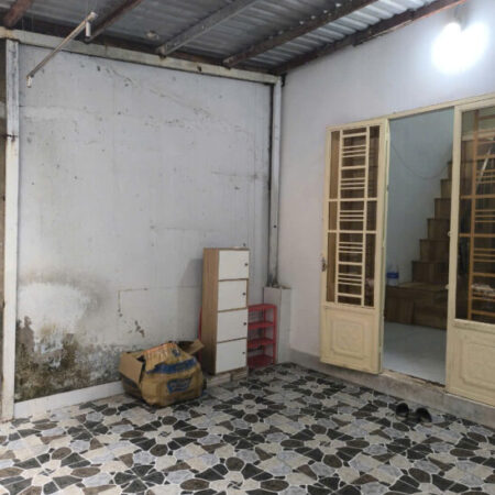 Nhà MT đường 37 Thủ Đức 53m2 4,5x 12, trệt lầu, chỉ 2.4 tỷ TL