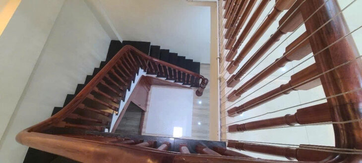 Bán nhà 5 tầng cực đẹp tại ngõ 139 Nguyễn Ngọc Vũ – Cầu Giấy