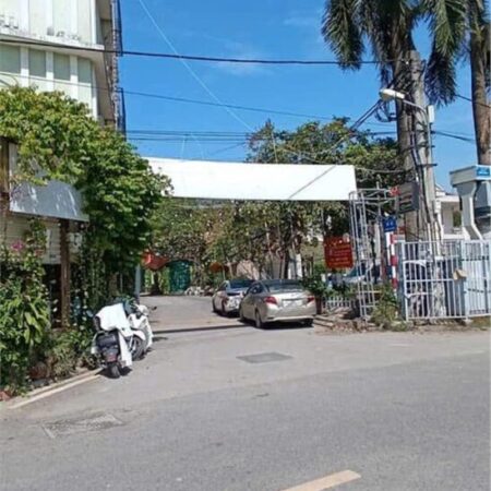 BÁN NHÀ BÁT KHỐI, 5T, MT 4.3M, GẦN BÃI GỬI XE OTO, NGÕ NÔNG, GẦN OTO TRÁNH, CHỈ 5.6 TỶ