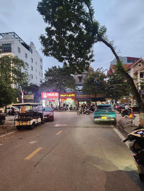 TRUNG TÂM VIỆT HƯNG – TIỆN ÍCH ĐA DẠNG – NHIỀU TIỆN ÍCH XUNG QUANH