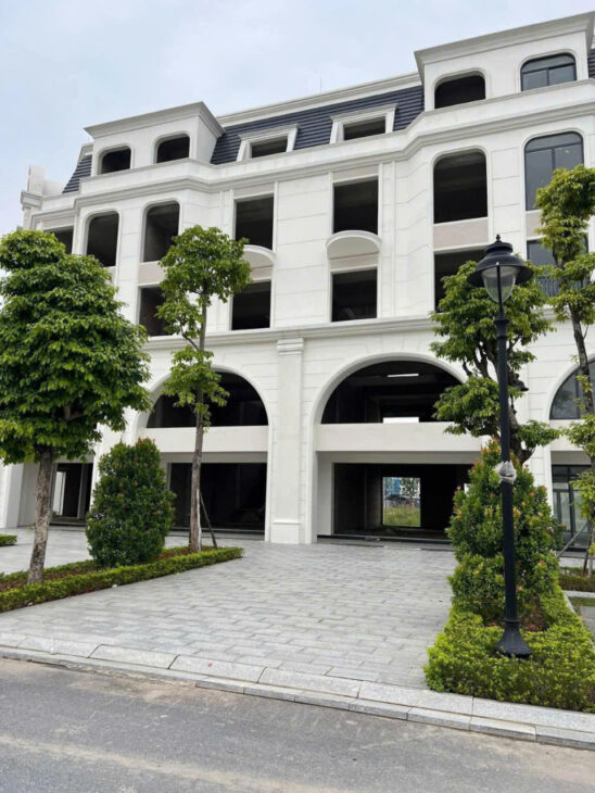 Chủ nhà cần bán gấp liền kề khu đô thị hinode royal park