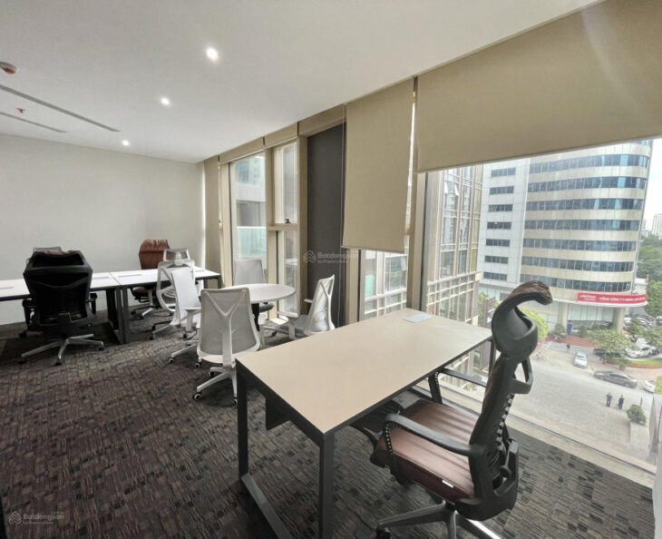 Văn phòng cho thuê full nội thất diện tích 750m2 có cắt nhỏ từ 46m2 tại Epic Tower 19 Duy Tân quận