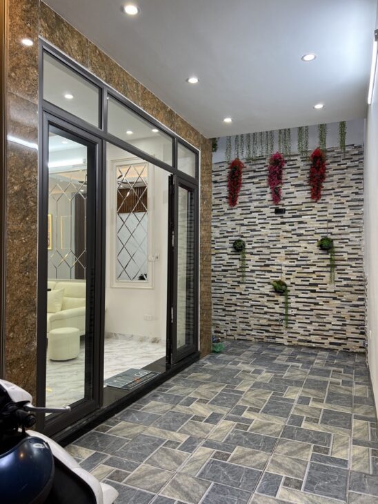 ???? $$ NHÀ PHÂN LÔ, Ô TÔ TRÁNH, 4 PHÒNG NGỦ, VỊ TRÍ CỰC KỲ TIỆN LỢI ????