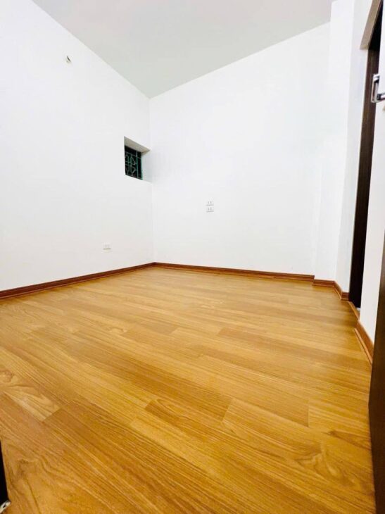 Nhà Tập thể Thái Hà (Thái Hà & Yên Lãng) giá 3.9 tỷ Đống Đa, diện tích 70m2