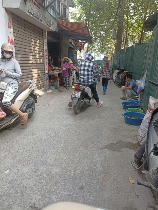 NHÀ TRUNG TÂM PHỐ KHƯƠNG TRUNG- SỔ VUÔNG ĐẸP – NỘI THẤT LONG LANH – PHÂN LÔ 4 TẦNG- 4 NGỦ- CHỈ 6T