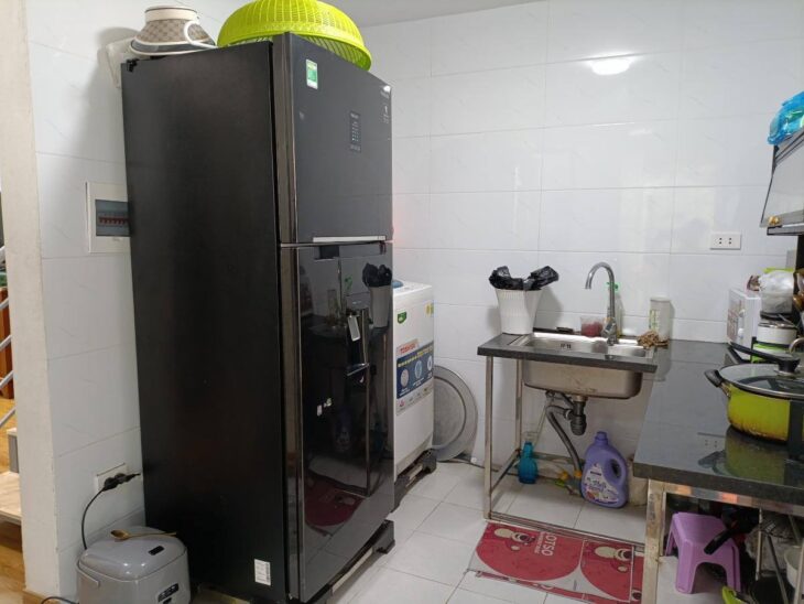 Cần bán căn hộ tập thể Khương Trung 100m2, 3 phòng ngủ rộng, giá 2,99 tỷ