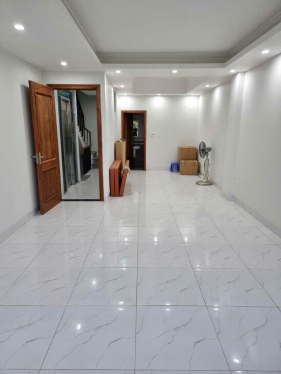 NGUYỄN TRÃI – QUẬN 5 – HẺM NHỰA 6M KINH DOANH ĐỈNH – XE HƠI TRÁNH NHAU – 5 TẦNG BTCT