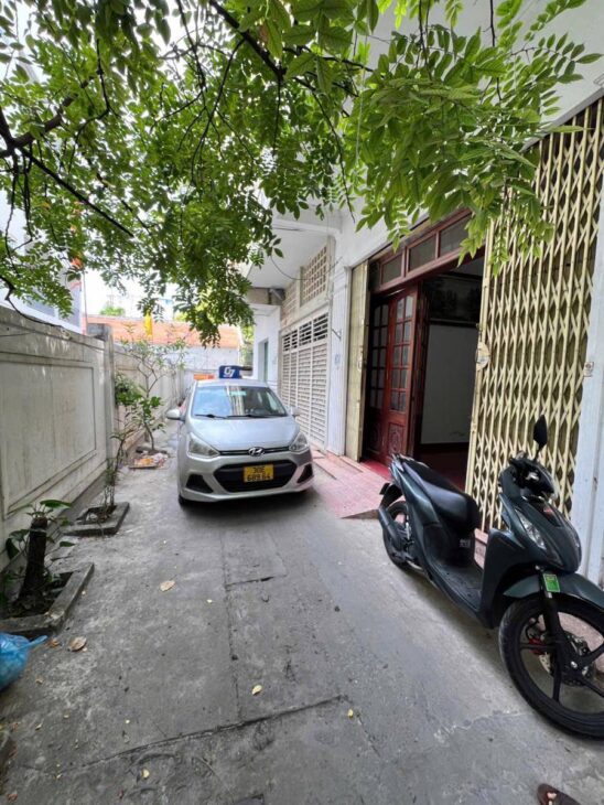 Nhà đẹp tại Bùi Xương Trạch, phân lô Bộ Công An, 46,8m², mặt tiền 4,5m, giá 11,6 tỷ, ô tô vào tận