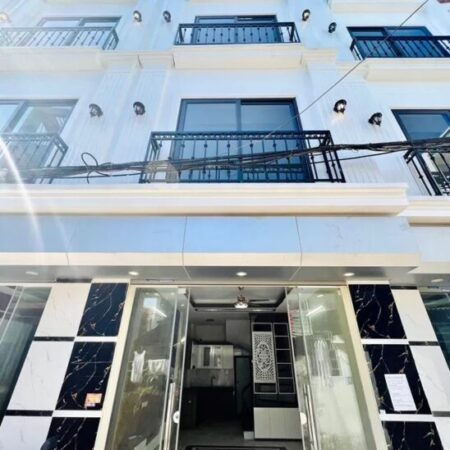 Siêu phẩm nhà mới phố Thúy Lĩnh 5 tầng x 32m2 nhỉnh 4 tỷ