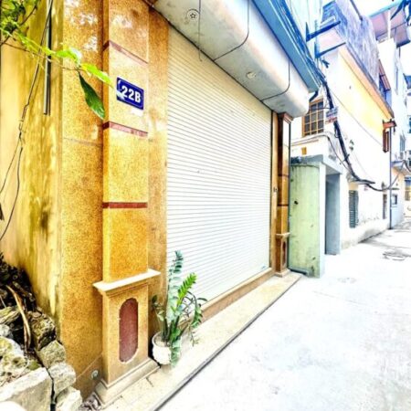 Nhà mới phố Nguyễn Khoái 5 tầng x 30m2 giá 4.95 tỷ