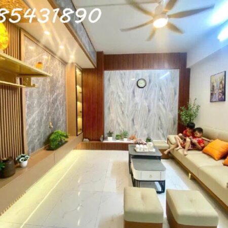 Sự Thật Sở Hữu Căn Hộ 3 Phòng Ngủ, Sân Vườn BBQ Đẹp Như Mơ Tại Đền Lừ 1, Giá 3.x Tỷ