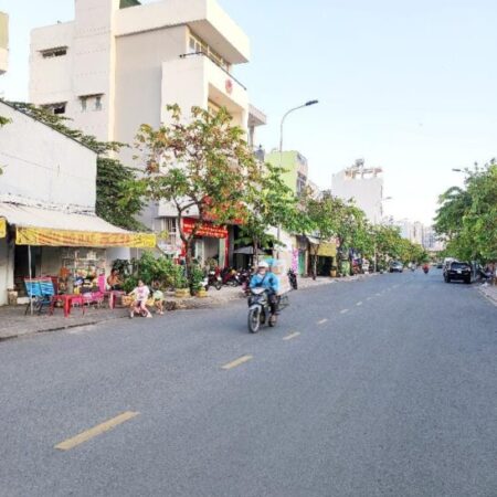 Bán nhà Mặt tiền Phạm Văn Chí – Phường 7, Q.6, Giáp Q.5, KD sầm uất, 8mx7m – 5 tầng – 10.4 tỷ Bán nhà Mặt tiền Phạm Văn Chí – Phường 7, Q.6, Giáp Q.5, KD sầm uất, 8mx7m – 5 tầng – 10.4 tỷ