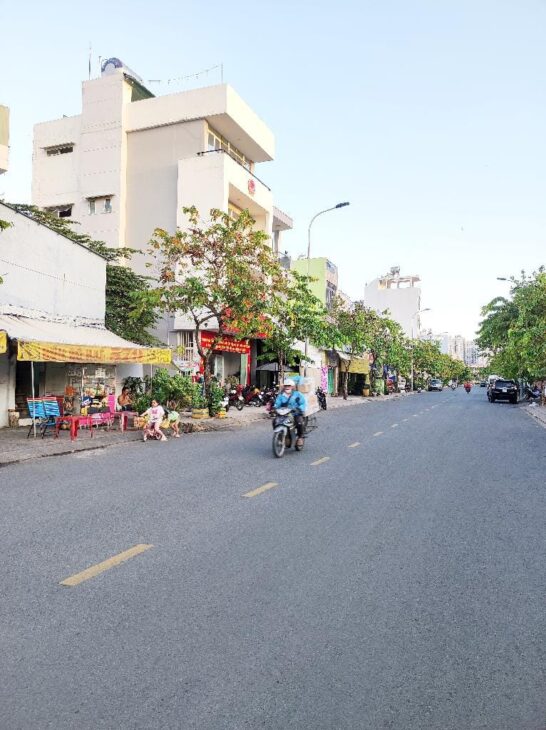 Bán nhà Mặt tiền Phạm Văn Chí – Phường 7, Q.6, Giáp Q.5, KD sầm uất, 8mx7m – 5 tầng – 10.4 tỷ