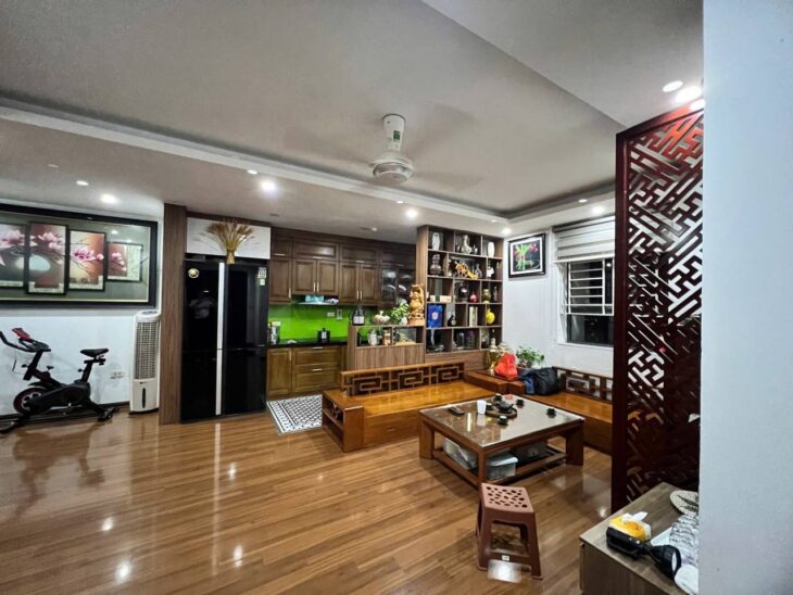 Bán nhà Hoàng Mai giá 4tỷ, diện tích 62m2, tầng 19, mặt tiền 3.5m