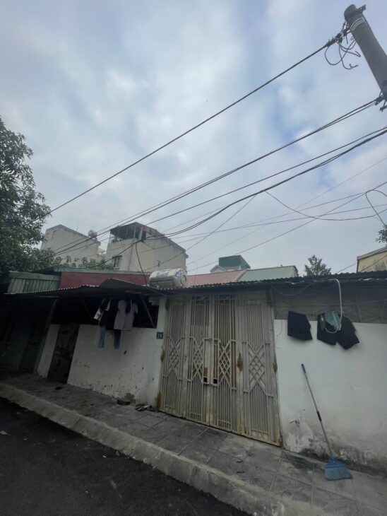 Bán nhà Nguyễn Khoái giá 5.8 tỷ, diện tích 50m2, C4, mặt tiền 4.6m