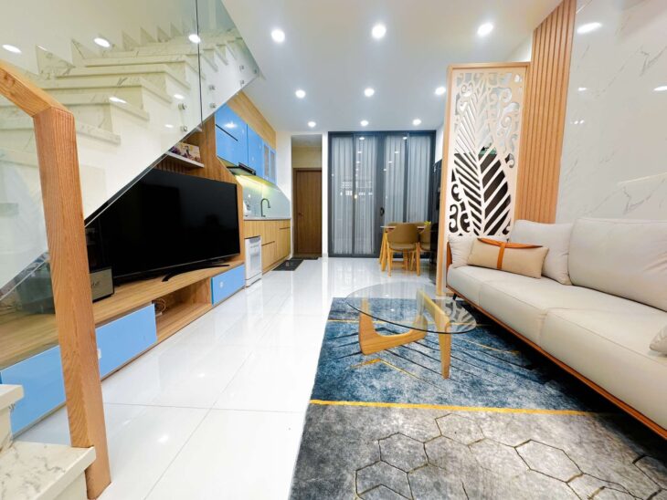 NHÀ ĐẸP Ở NGAY????HXH 6M????50M2(4,5x12m) CHỈ 6,x Tỷ????P.LONG A, Q9???? VÀNH ĐAI 2, mê trô