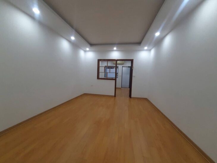 CỰC HIẾM TẬP THỂ TẦNG 2 THANH XUÂN giá nhỉnh 3 tỷ – 3 PHÒNG NGỦ – CÁCH MẶT PHỐ CHỈ 10M – BAN CÔNG