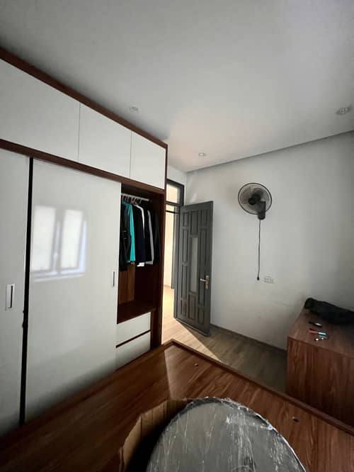 Trung Tâm Thanh Xuân – Nhà sang Lô Góc – Ô Tô Đỗ Cửa – 20m Ra Phố – 4 Ngủ Đúng tiêu chuẩn , Bùi