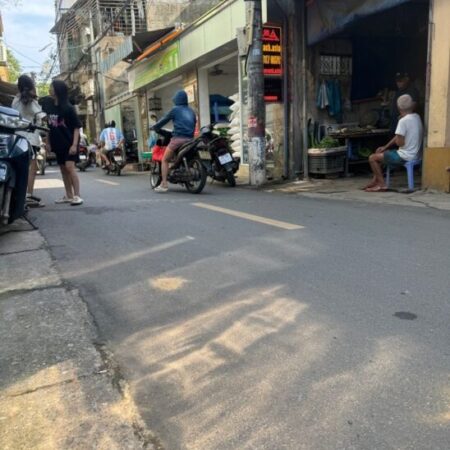 ???? $$ NHÀ PHÂN LÔ, Ô TÔ TRÁNH, 4 PHÒNG NGỦ, VỊ TRÍ CỰC KỲ TIỆN LỢI ????