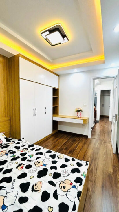 NHÀ TRUNG TÂM PHỐ KHƯƠNG TRUNG- SỔ VUÔNG ĐẸP – NỘI THẤT LONG LANH – PHÂN LÔ 4 TẦNG- 4 NGỦ- CHỈ 6T