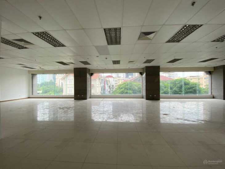 Cho thuê văn phòng DT 330m2 thông sàn cực đẹp tại tòa Green Park giá rẻ nhất KĐT Yên Hòa, Cầu Giấy
