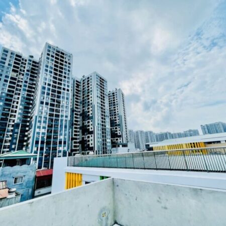 Bán nhà dân xây Hồng Tiến, Bồ Đề, Long Biên. Lô góc 3 thoáng, mặt tiền 8,5m. 60m2*4T, 10.8 tỷ