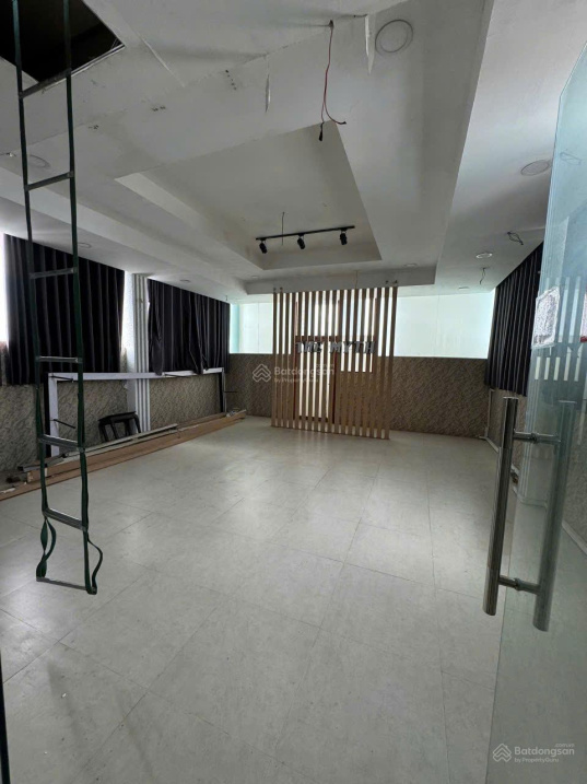 Bán nhà mặt tiền 797-799 dt 120m2 1 trệt 5 lầu đường Huỳnh Tấn Phát, Phường Phú Thuận, Quận 7