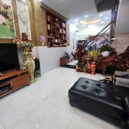 Nhà đường xe hơi tránh nhau, 1942 Huỳnh Tấn Phát, Thị Trấn Nhà Bè, 5×11, 4 tầng, sổ riêng, chỉ 5.6