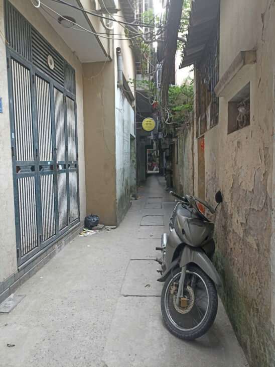 NHÀ TRUNG TÂM PHỐ KHƯƠNG TRUNG- SỔ VUÔNG ĐẸP – NỘI THẤT LONG LANH – PHÂN LÔ 4 TẦNG- 4 NGỦ- CHỈ 6T