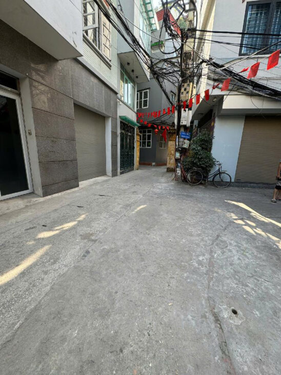 Bán Nhà C22 Trần Cung Kinh Doanh Dòng Tiền Đỉnh Cao 30m2 5 Tầng 4.95 Tỷ