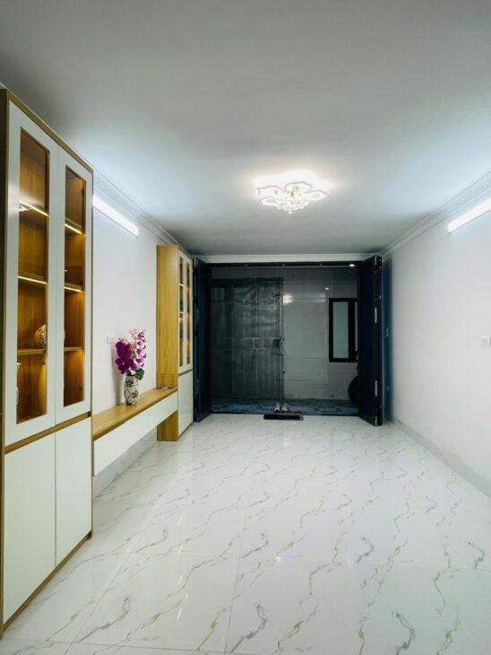 NHÀ MỚI ĐẸP – VỊ TRÍ ĐẮC ĐỊA – VÀI BƯỚC RA HỒ ĐẦM HỒNG – AN SINH CỰC ĐỈNH