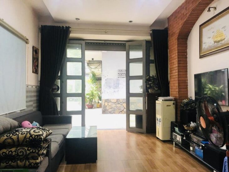 BÁN NHÀ LÔ GÓC 2 MẶT TIỀN 2 tầng 80m2 HXH TRẦN MAI NINH – GIÁ CHỈ 6 TỎI