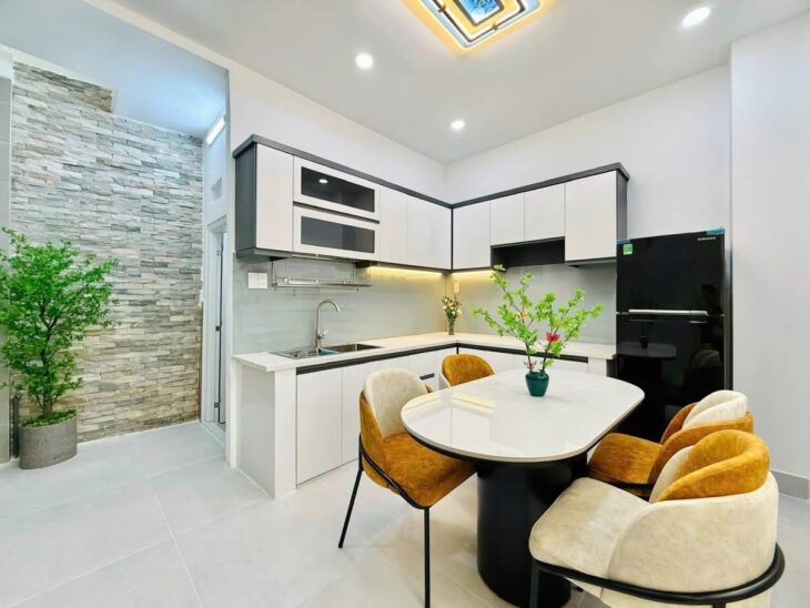 Bán nhà Bà Hạt Quận 10 Gần Mặt Tiền HXH 43m2 chỉ 5.4..