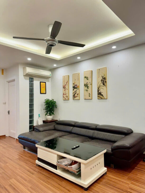 Bán nhà Nghi Tàm, Tây Hồ 50m, gần Ô tô, ngõ thông, thuận tiện 6.9 tỷ.