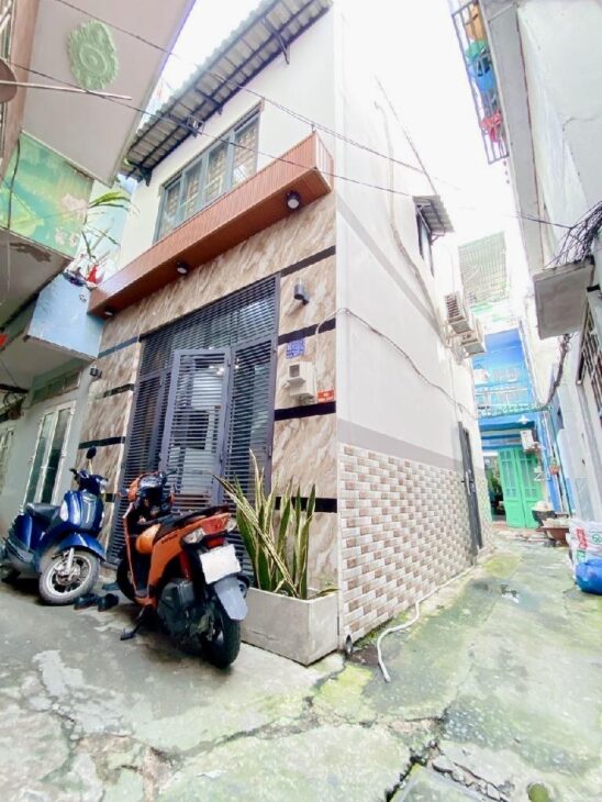 NGANG 4.5M, NGAY NGÃ NĂM QUANG TRUNG, P10 GÒ VẤP, GIÁ 2.x TỶ