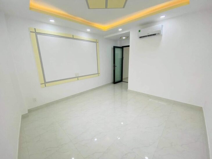 TRUNG TÂM BÌNH THẠNH _ KHU PHÂN LÔ 5 TẦNG _ 60M2 _ NHỈNH 8 TỶ_Ô TÔ NGỦ TRONG NHÀ.