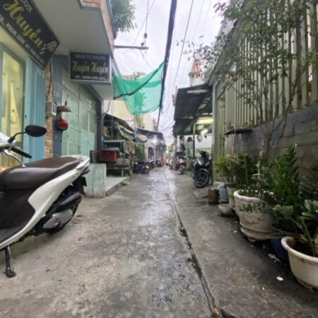 CHỈ 4.25 TỶ, CÓ NHÀ HẺM ĐƯỜNG PHẠM THẾ HIỂN P4Q8, DT: (41M2 ) 3 TẦNG + Nhà 3 lầu 3 Phòng ngủ, 2